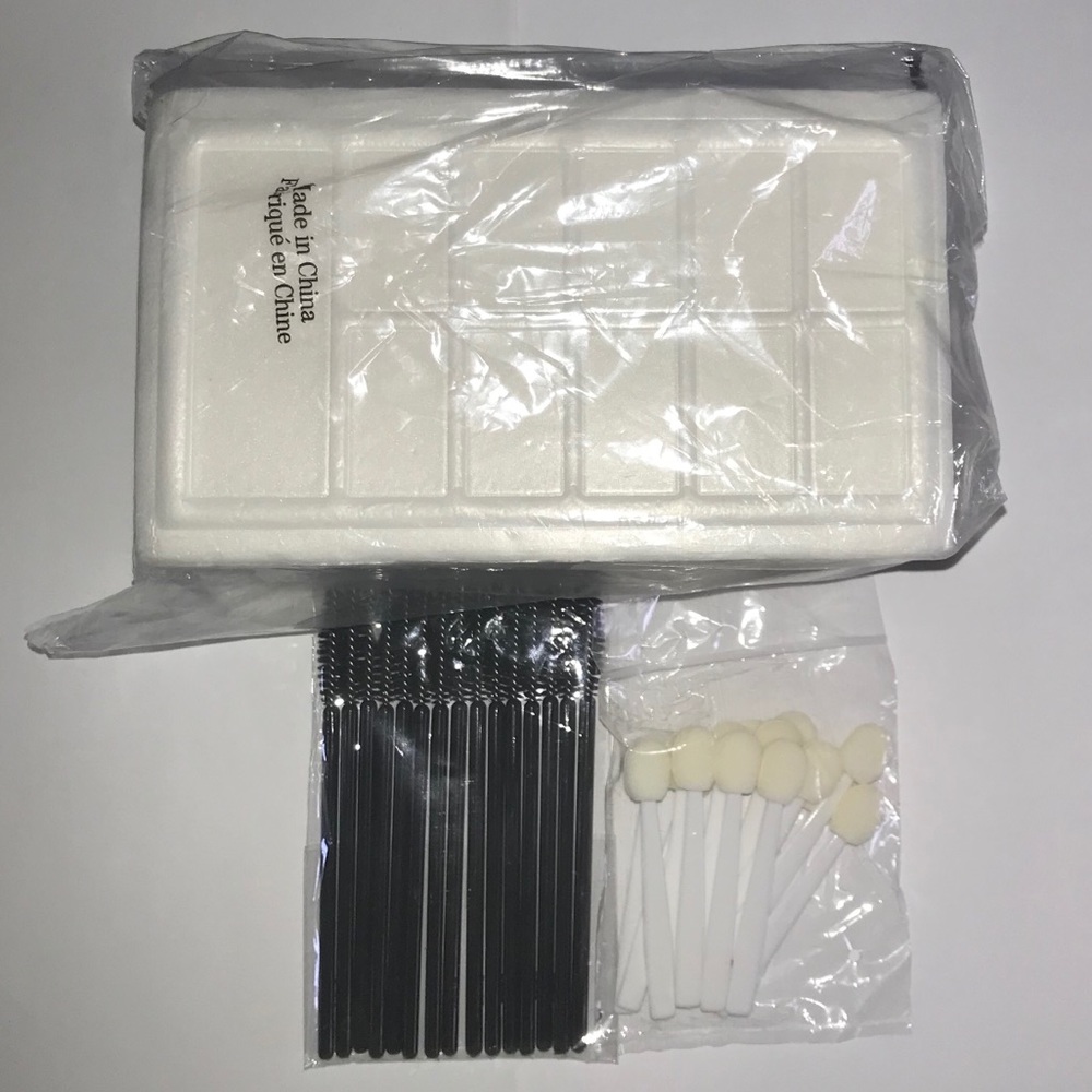 NIB Mary Kay Single Application Supplies